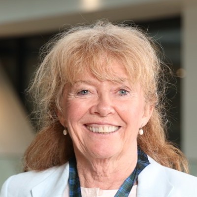 Pat Thom wearing Presidential gong